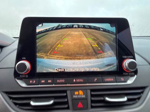 New 2025 Nissan Altima 2.5 SR image 15