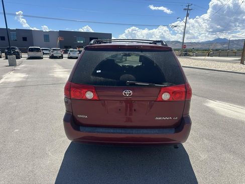 Used 2008 Toyota Sienna LE FWD image 6