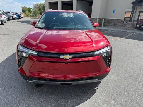 Used 2024 Chevrolet Blazer EV LT AWD/4WD image 9