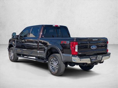 Used 2018 Ford F250 Lariat w/ Tow Technology Bundle image 8