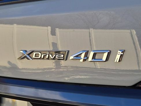 Used 2025 BMW X7 xDrive40i w/ M Sport Package AWD/4WD image 35
