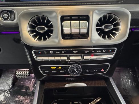 Used 2022 Mercedes-Benz G 550 G 550 image 24
