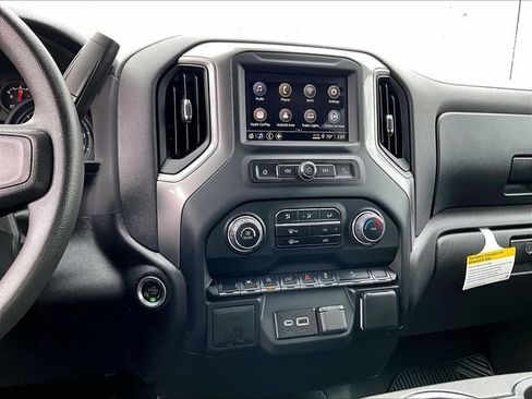Used 2024 Chevrolet Silverado 1500 Custom Trail Boss AWD/4WD image 18