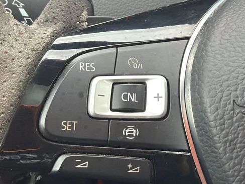 Used 2021 Volkswagen Golf 1.4T TSI Hatchback Sedan 4D image 8