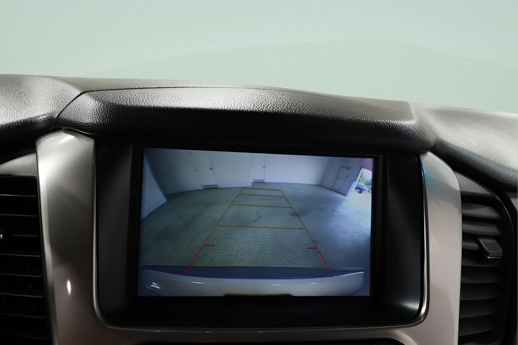 Used 2019 Chevrolet Tahoe Premier AWD/4WD image 13
