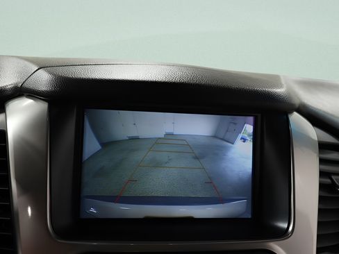 Used 2019 Chevrolet Tahoe Premier AWD/4WD image 13