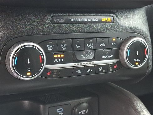Certified 2023 Ford Escape Active AWD/4WD image 16