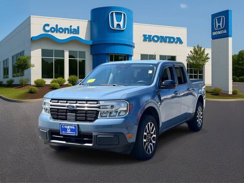 Used 2024 Ford Maverick Lariat FWD image 2