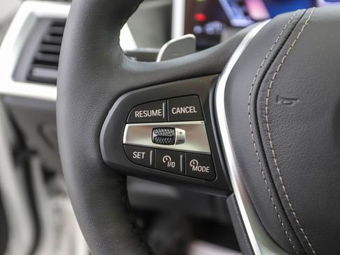 Used 2026 BMW X5 xDrive50e w/ Executive Package image 12