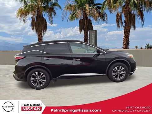 Used 2017 Nissan Murano SV FWD image 1