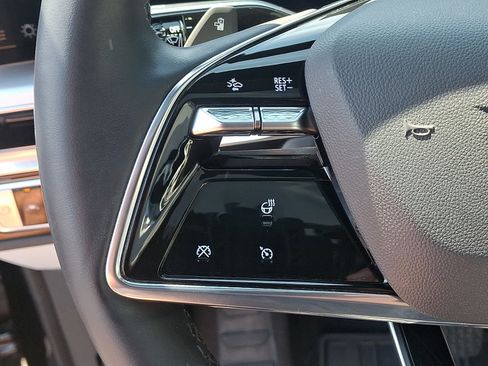 Certified 2024 Cadillac Lyriq Sport AWD/4WD image 27