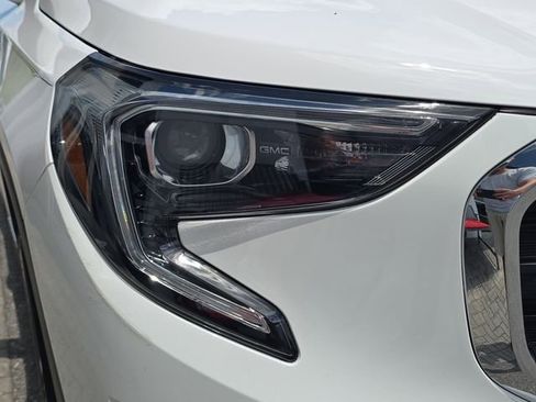 Certified 2021 GMC Terrain SLE FWD image 10