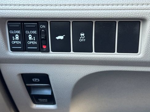 Used 2025 Honda Odyssey EX-L image 44