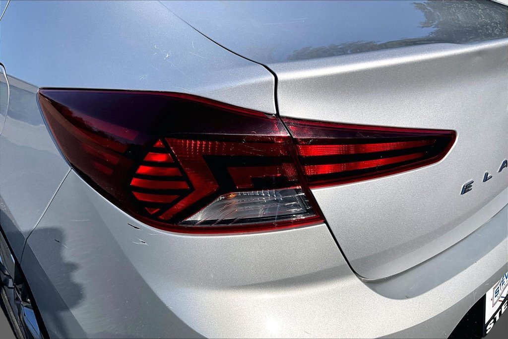 Used 2020 Hyundai Elantra SEL FWD image 27
