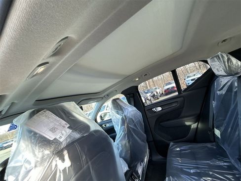 New 2025 Volvo XC40 B5 Plus w/ Protection Package Premier image 14