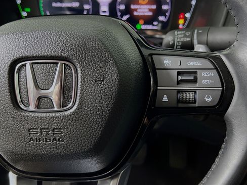 Used 2024 Honda Accord Touring image 20