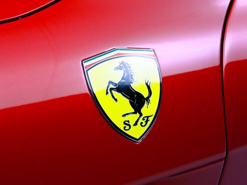 Used 2015 Ferrari F12 Berlinetta image 16