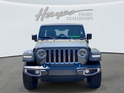 Used 2023 Jeep Wrangler Sahara AWD/4WD image 10