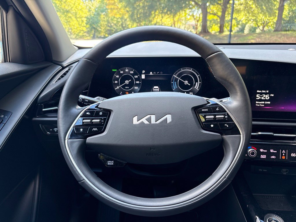 Used 2025 Kia Niro Wind w/ Wind Preserve Package FWD image 10