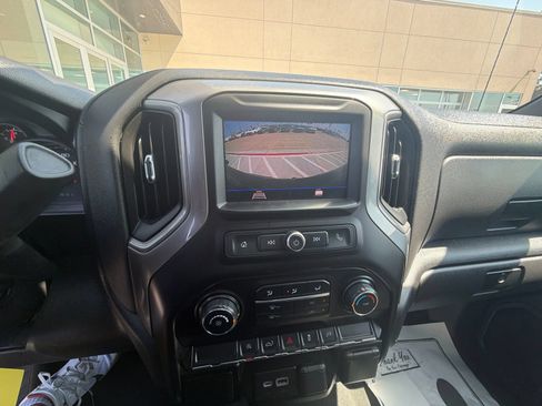 Used 2021 Chevrolet Silverado 1500 Custom AWD/4WD image 16