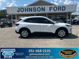 Used 2024 Ford Escape Active w/ Cold Weather Package image 1