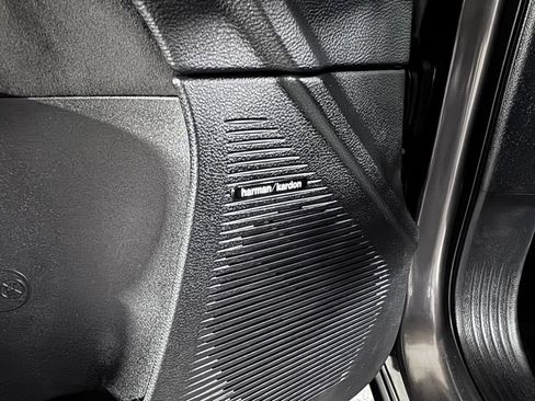 Used 2019 Dodge Challenger SRT Hellcat w/ Alcantara Appearance Package RWD image 37