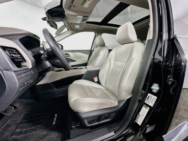 Used 2023 Nissan Rogue SL AWD/4WD image 4