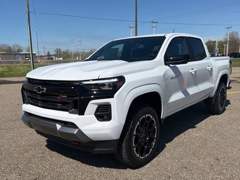 New 2026 Chevrolet Colorado Z71 w/ Z71 Convenience Package 2 AWD/4WD image 1