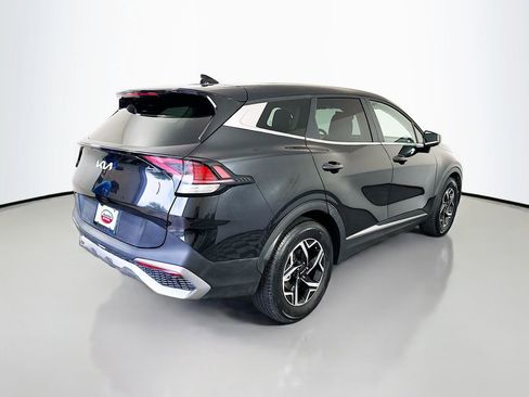 Used 2024 Kia Sportage LX FWD image 5