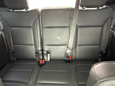 Used 2021 Chevrolet Tahoe Z71 w/ Rear Media and Nav Package image 23