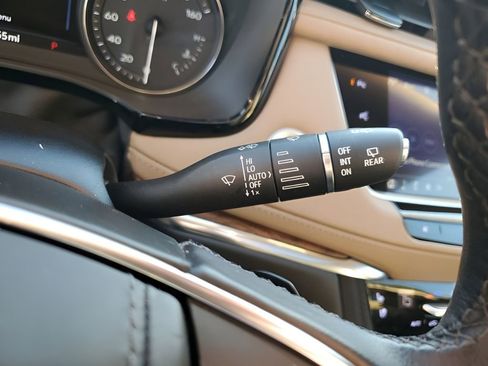 Used 2020 Cadillac XT5 Premium Luxury w/ Platinum Package image 33