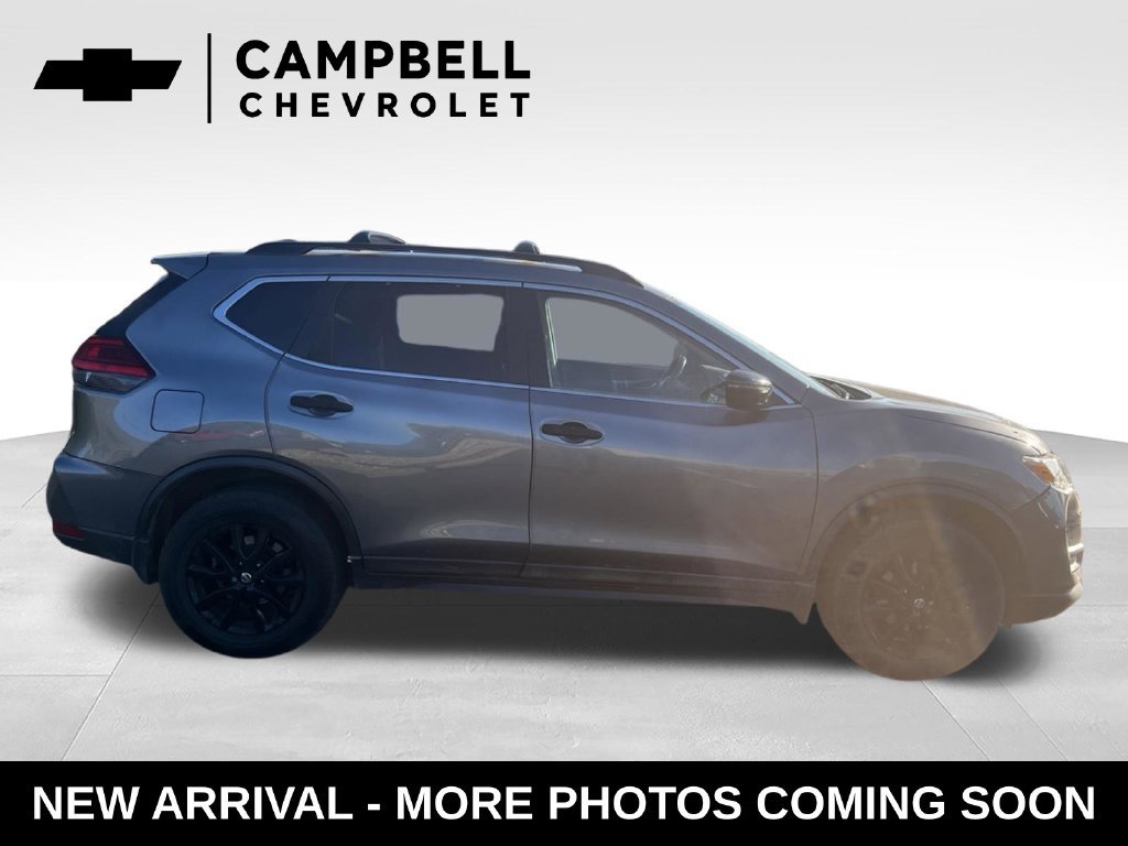 Used 2017 Nissan Rogue SV w/ Midnight Edition Package AWD/4WD image 6