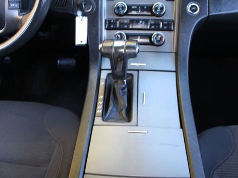 Used 2012 Ford Taurus SEL image 14