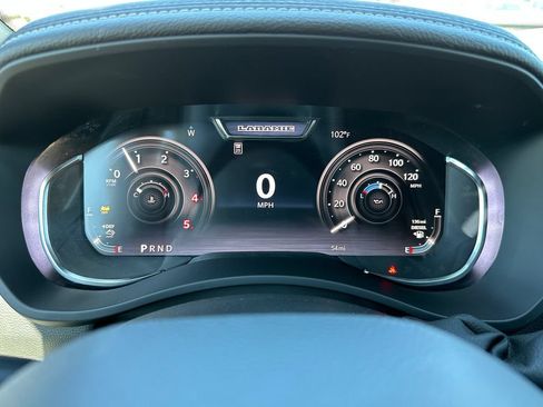 New 2026 RAM 3500 Laramie AWD/4WD image 26