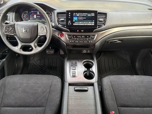 Used 2022 Honda Pilot Sport image 17