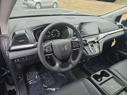New 2026 Honda Odyssey Touring image 16