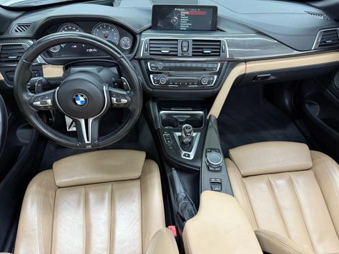 Used 2016 BMW M4 Convertible RWD image 2