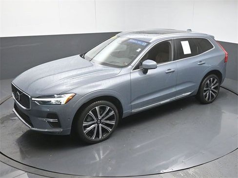 Certified 2023 Volvo XC60 B5 Ultimate w/ Protection Package Premier image 45