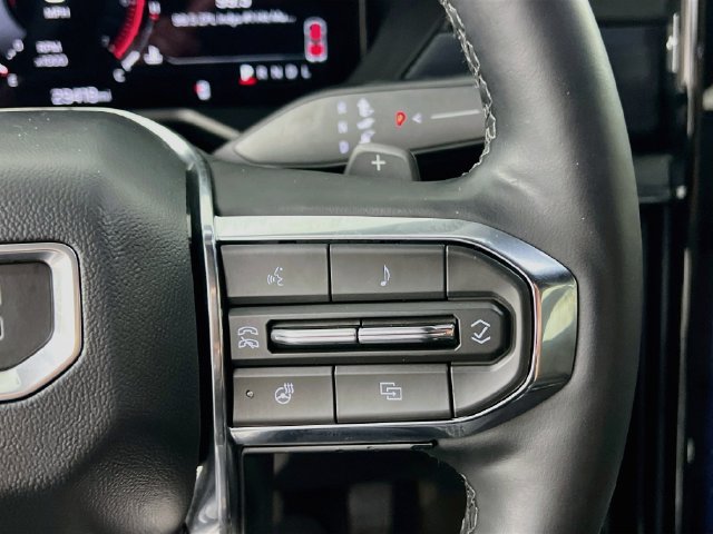 Used 2024 GMC Acadia Elevation w/ Luxury Package FWD image 35