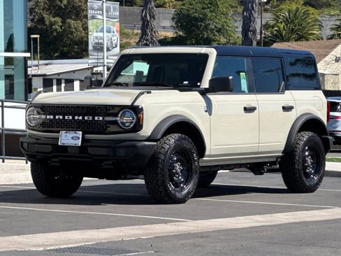 New 2026 Ford Bronco Big Bend w/ Black Appearance Package AWD/4WD image 7