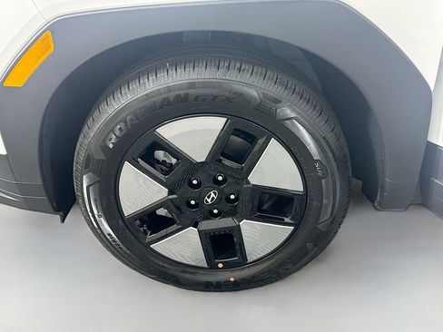 New 2026 Hyundai Santa Fe SE image 22