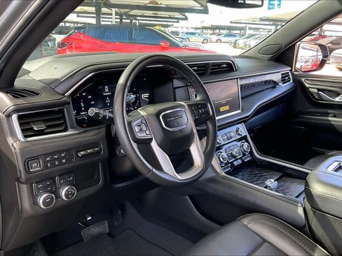 Certified 2023 GMC Yukon Denali image 15