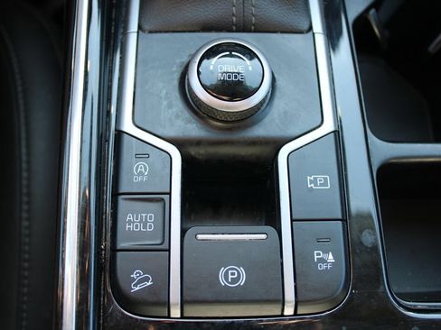 Used 2023 Kia Sorento SX FWD image 49
