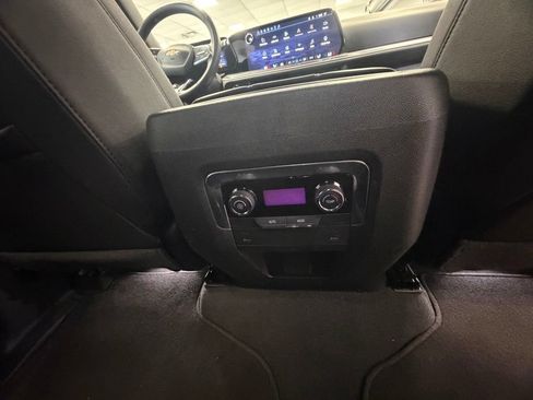 Used 2025 Chevrolet Tahoe LT AWD/4WD image 46