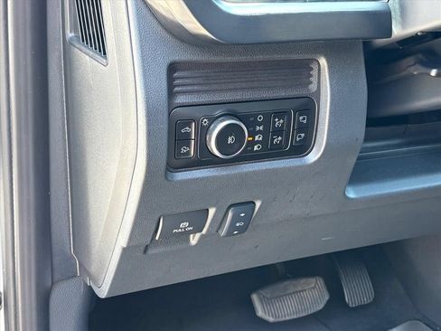 Used 2025 Ford F250 Lariat w/ Lariat Ultimate Package AWD/4WD image 7