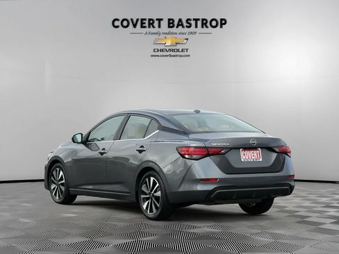 Used 2025 Nissan Sentra SV w/ SV Premium Package FWD image 5