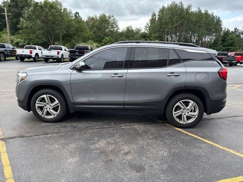 Used 2020 GMC Terrain SLE w/ Driver Convenience Package AWD/4WD image 7