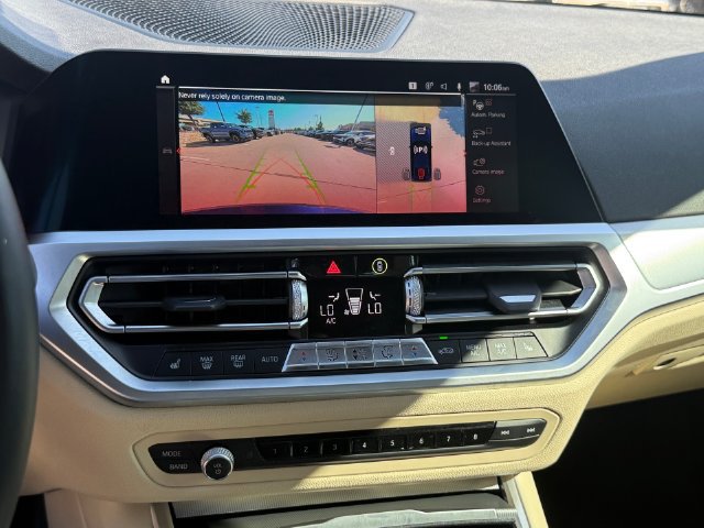 Used 2020 BMW 330i Sedan w/ Premium Package RWD image 17