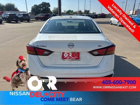 New 2025 Nissan Altima 2.5 SL FWD image 4