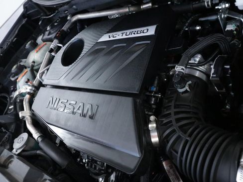 Used 2022 Nissan Rogue SV w/ SV Premium Package FWD image 9
